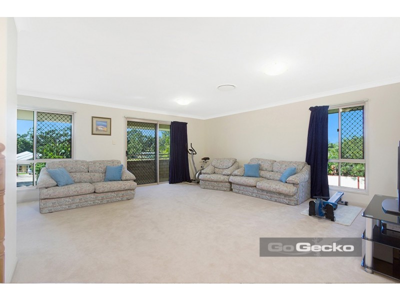 48 Vullers Drive, Greenbank QLD 4124