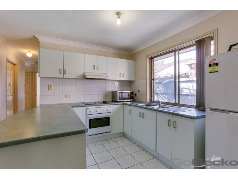 42 Benbek Circuit, Sunnybank Hills QLD 4109