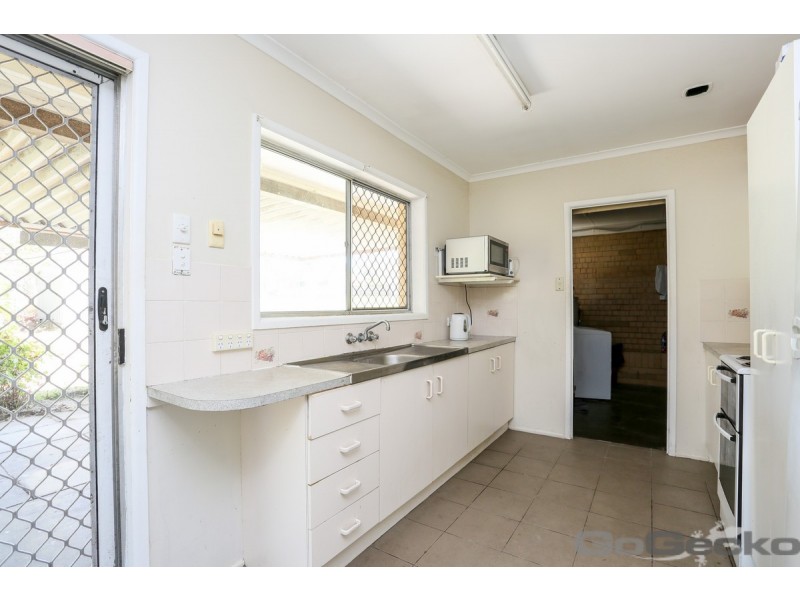 18 Anthony Street, Kingston QLD 4114