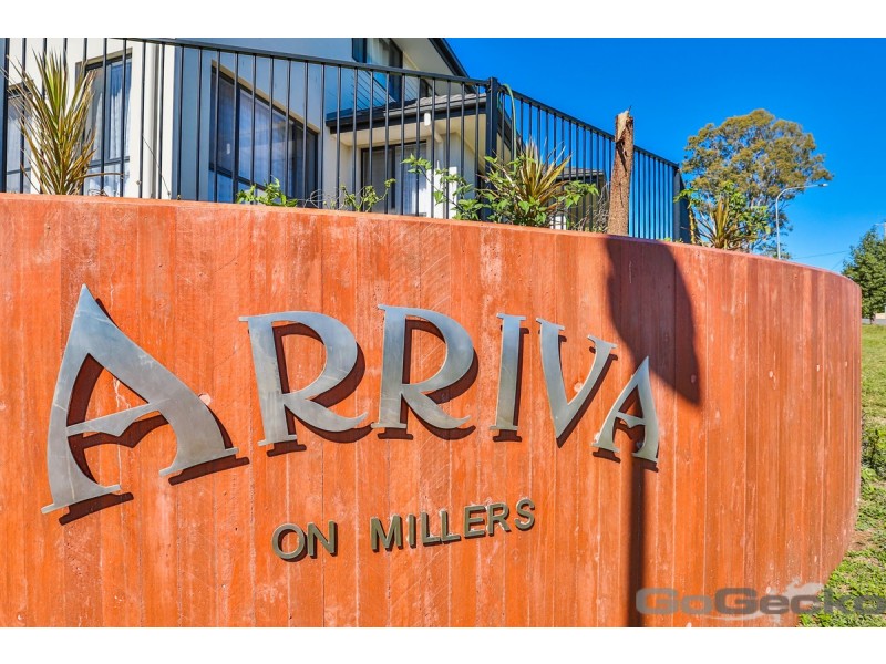 52-54 The Crescent, Underwood QLD 4119