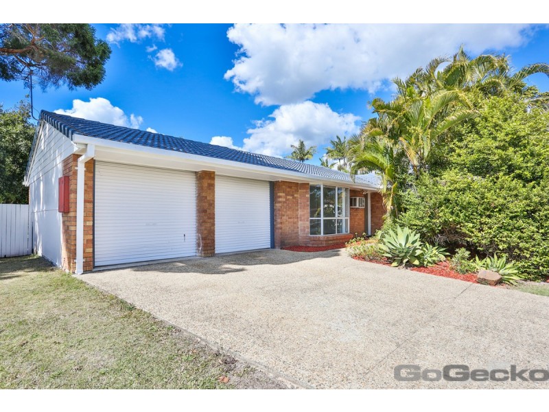 35 Staydar Crescent, Meadowbrook QLD 4131