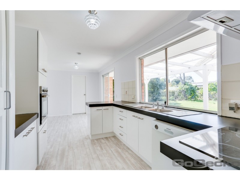 35 Staydar Crescent, Meadowbrook QLD 4131