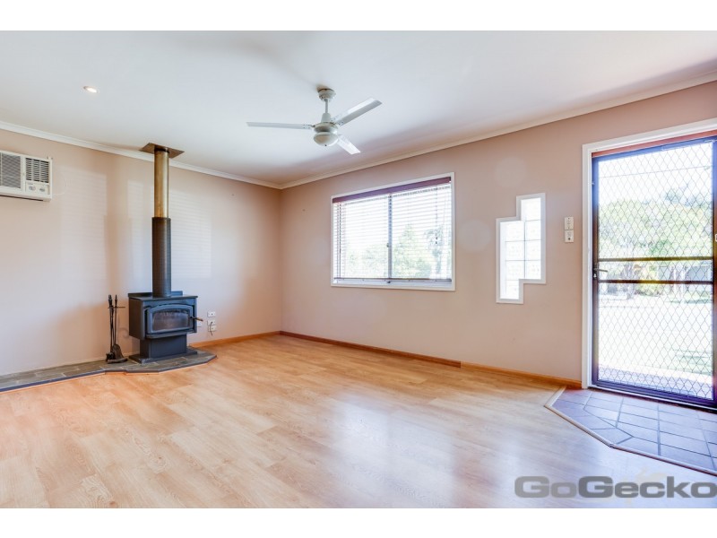 16 Ochna Street, Crestmead QLD 4132