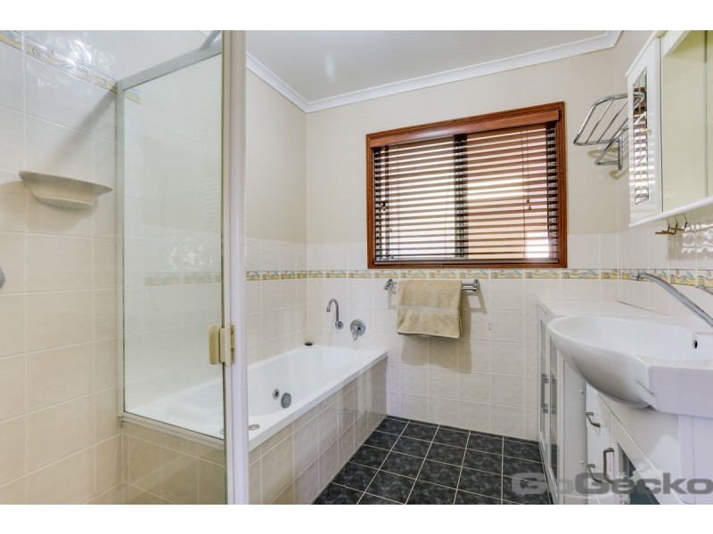 16 Ochna Street, Crestmead QLD 4132