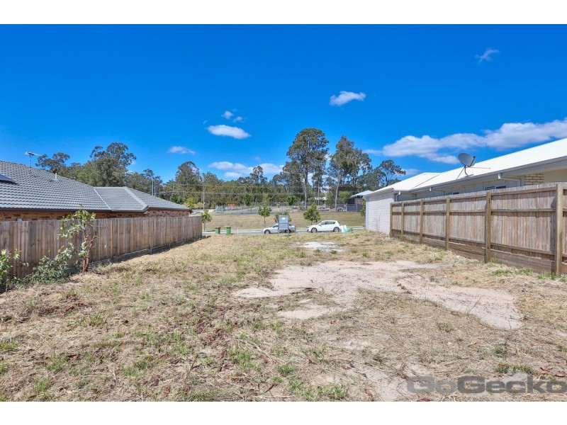 3 Mount Roberts Street, Park Ridge QLD 4125