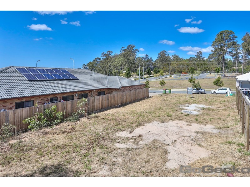 3 Mount Roberts Street, Park Ridge QLD 4125