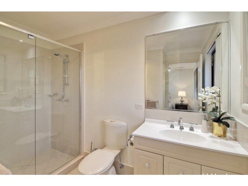 10 Azzure Street, Eight Mile Plains QLD 4113