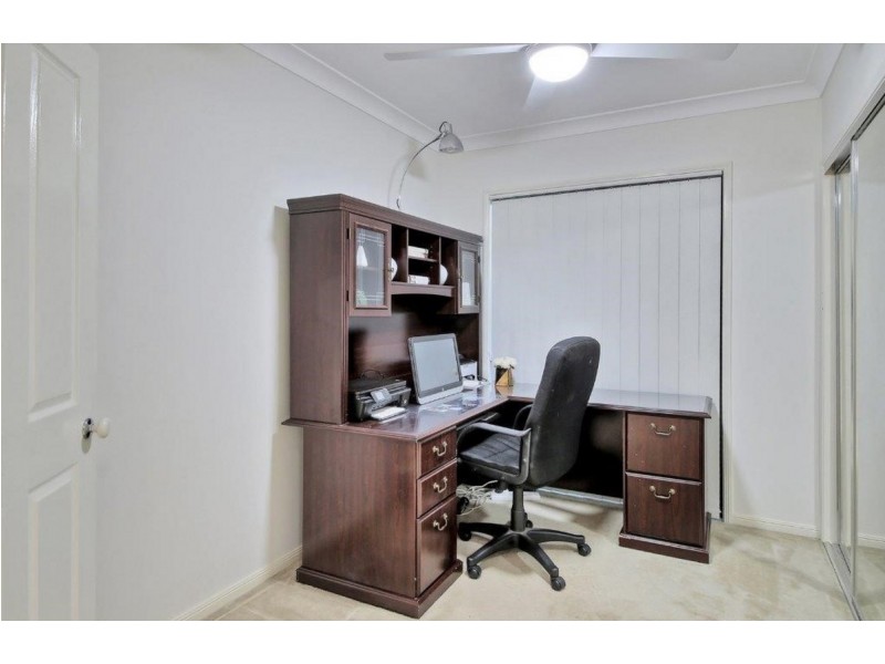 10 Azzure Street, Eight Mile Plains QLD 4113