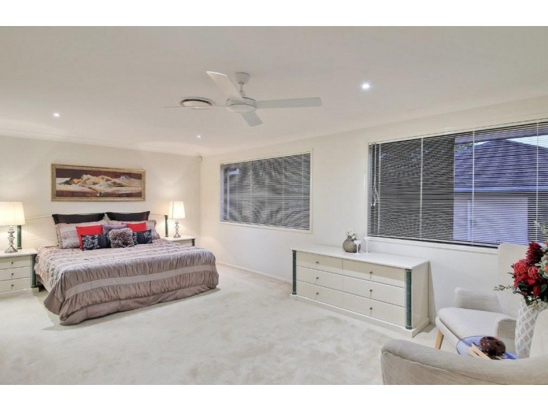 10 Azzure Street, Eight Mile Plains QLD 4113