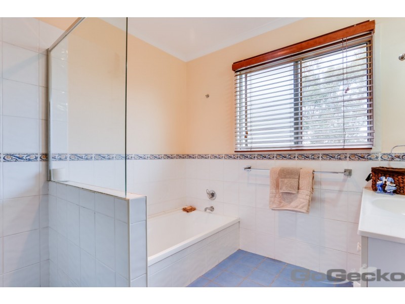 25 Woodview Street, Browns Plains QLD 4118
