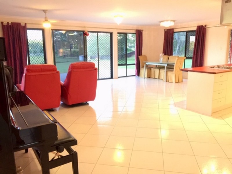 317 Andrew Road, Greenbank QLD 4124