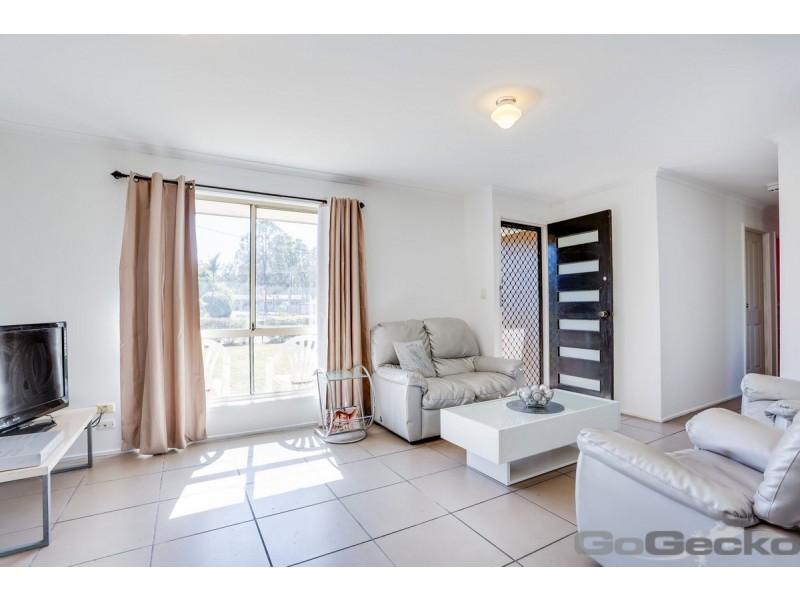 4 Barossa Street, Kingston QLD 4114