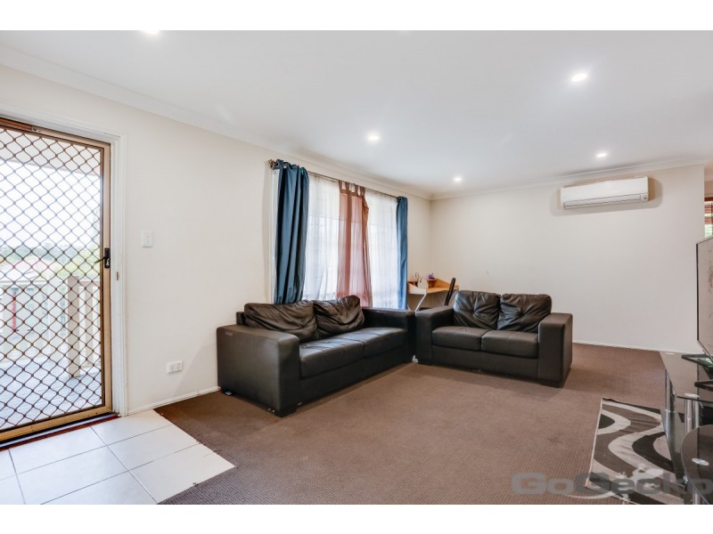 29 Tregana Circuit, Edens Landing QLD 4207