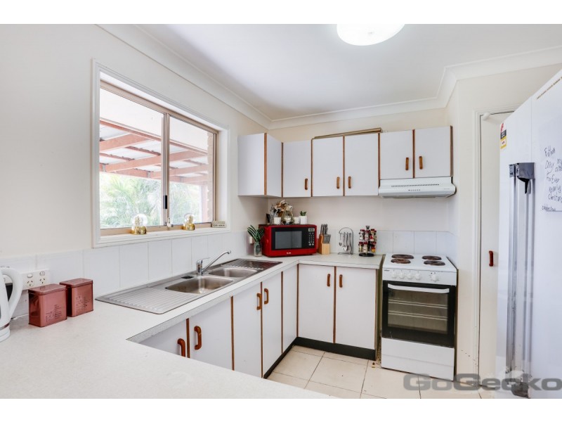 29 Tregana Circuit, Edens Landing QLD 4207