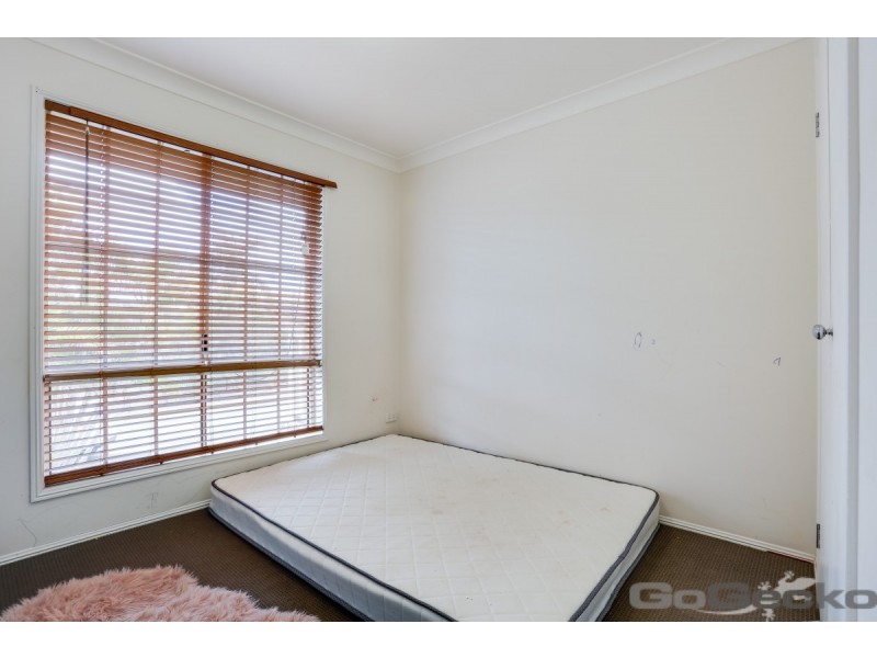 29 Tregana Circuit, Edens Landing QLD 4207