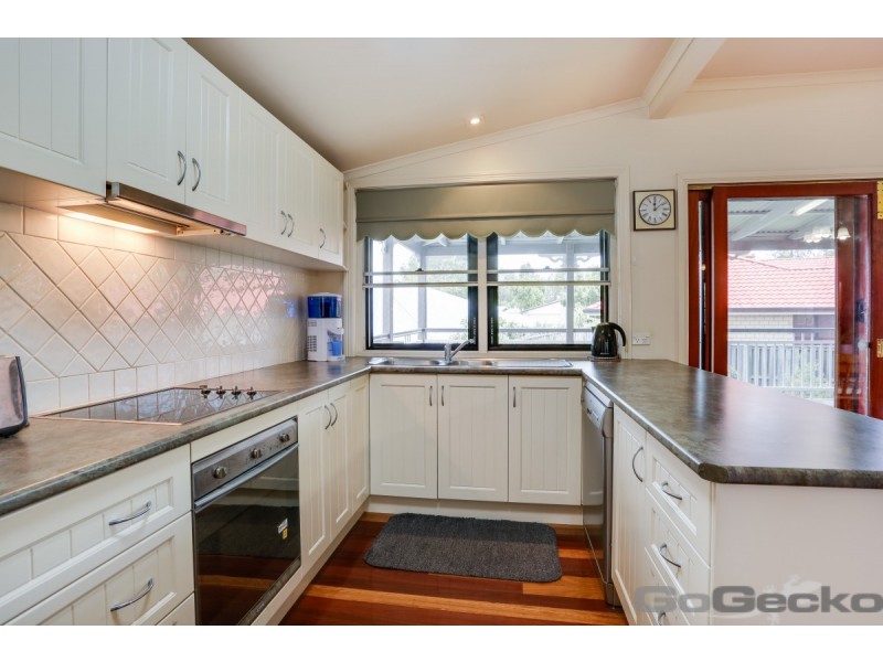 14 Willow Place,, Heathwood QLD 4110