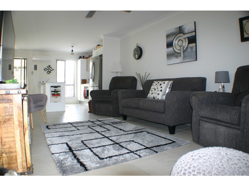 Pets/160 Bagnall Street, Ellen Grove QLD 4078