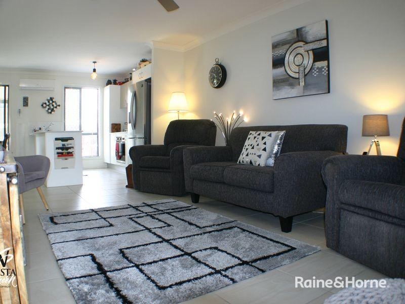 Pets/160 Bagnall Street, Ellen Grove QLD 4078