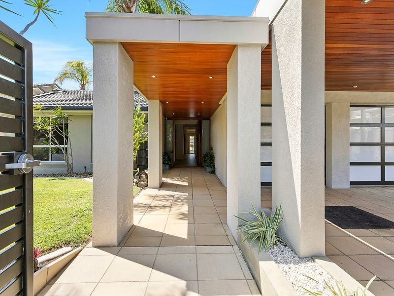 House/19U Masthead Drive, Cleveland QLD 4163