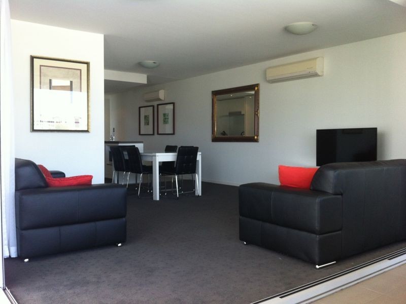 27/15 Walsh Street, Milton QLD 4064