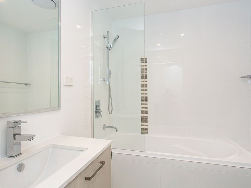 11 Andrews Street, Southport QLD 4215