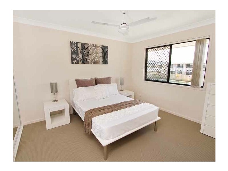 8 Milan Street, Forest Lake QLD 4078