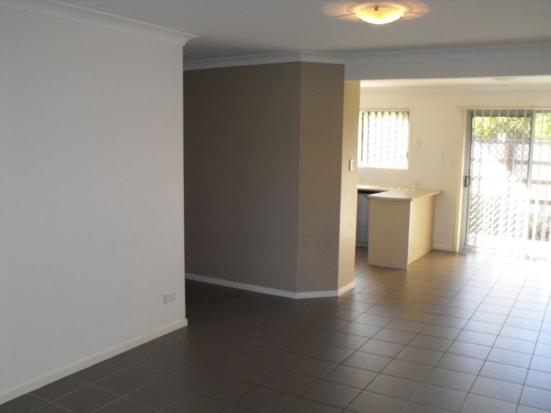 2-8 Meadowbrook Drive, Meadowbrook QLD 4131