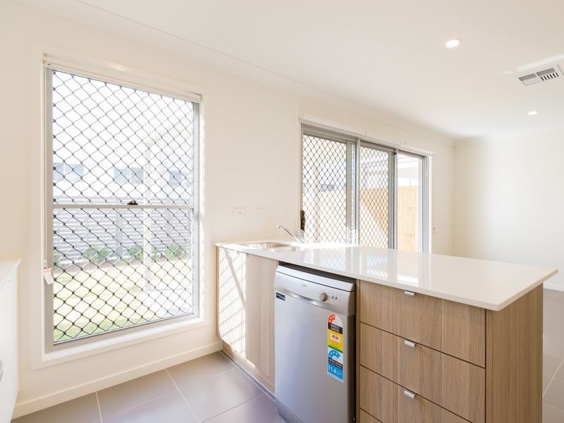 14/15 Mayfair Street, Doolandella QLD 4077