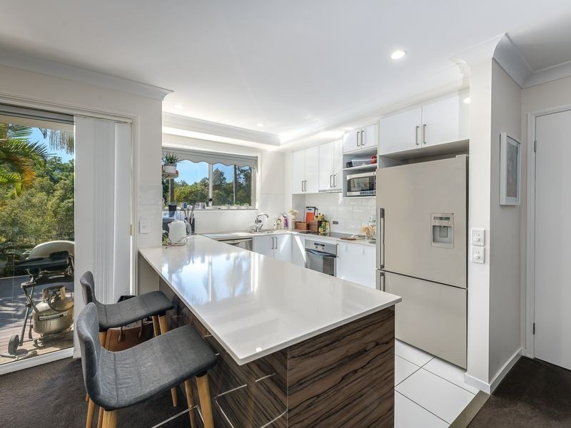 18/33 Edmund Rice Drive, Southport QLD 4215