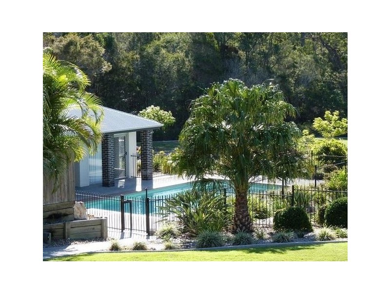 1 Archer Close, North Lakes QLD 4509