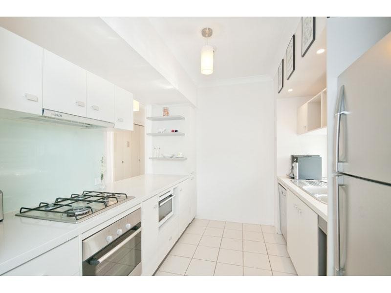 11/8 Belgrave road, Indooroopilly QLD 4068