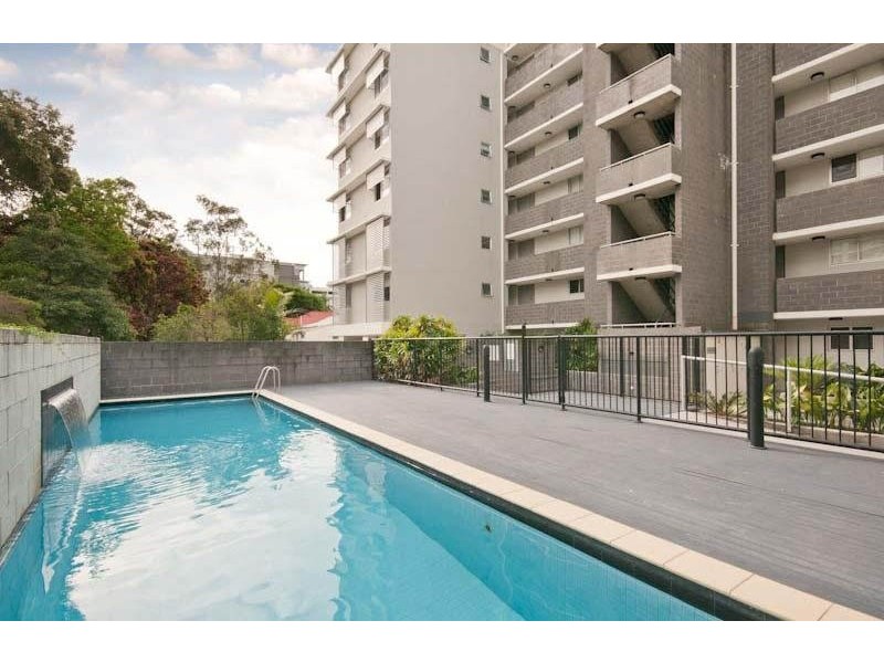 11/8 Belgrave road, Indooroopilly QLD 4068