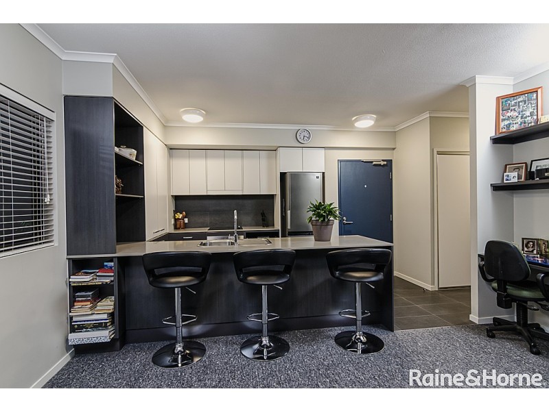 2/8 Sayers Street, Stafford QLD 4053