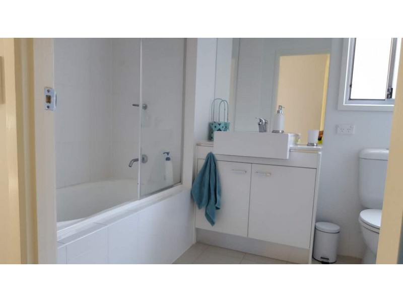 60 Cowie Rd, Carseldine QLD 4034