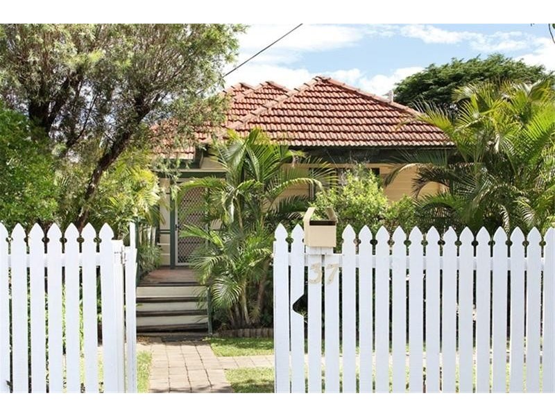 37 Darnley Street, Rocklea QLD 4106