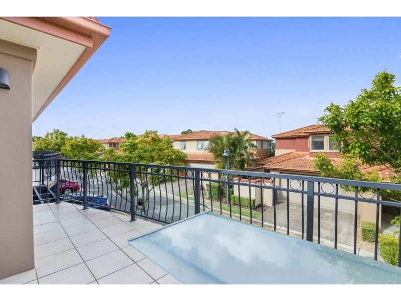 59/4 University Drive, Robina QLD 4226