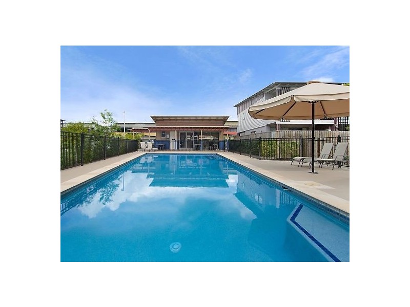 55/123 Barrack Road, Cannon Hill QLD 4170