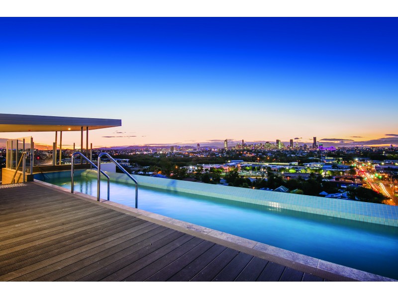 1069/123 Cavendish Road, Coorparoo QLD 4151