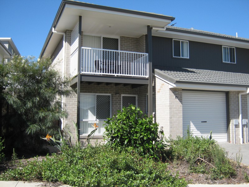 15/1 Santa Ana Lane, Griffin QLD 4503