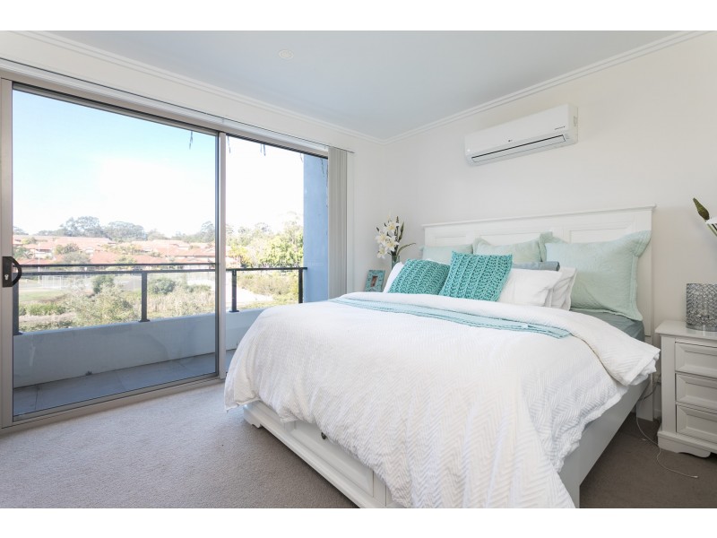 3 EVERGREEN VIEW, Robina QLD 4226