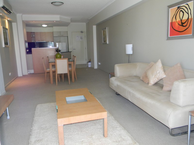 54/21 CYPRESS AVENUE, Surfers Paradise QLD 4217