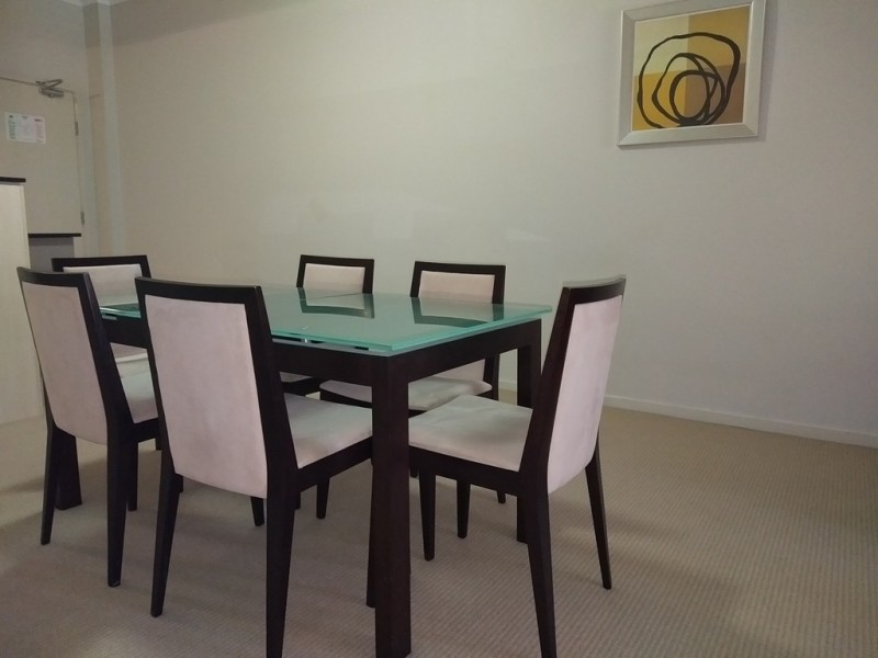 21 CYPRESS AVENUE, Surfers Paradise QLD 4217