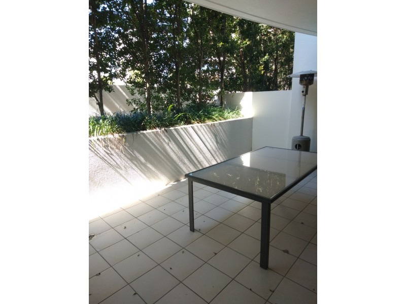 21 CYPRESS AVENUE, Surfers Paradise QLD 4217