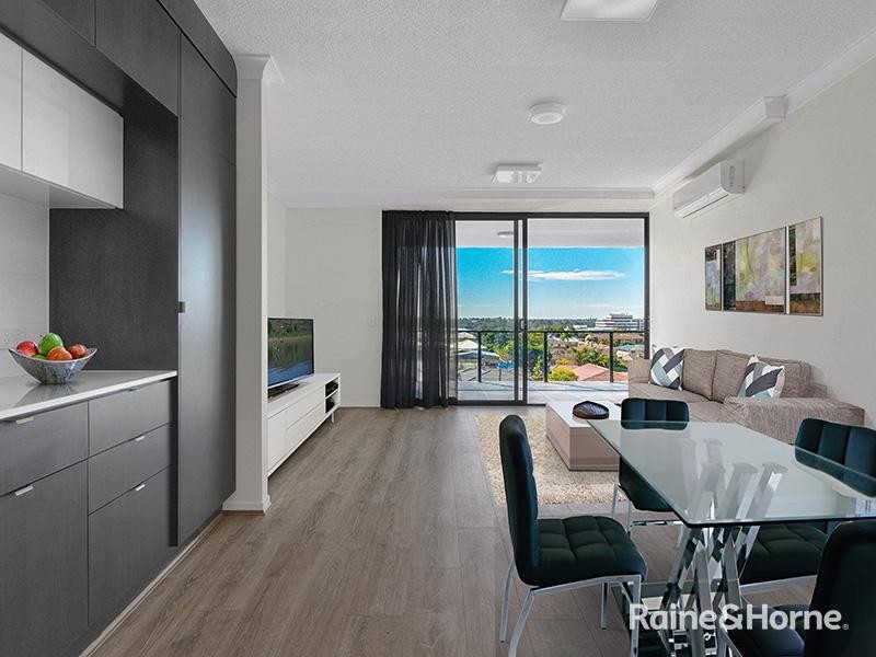 59 Latham Street, Chermside QLD 4032