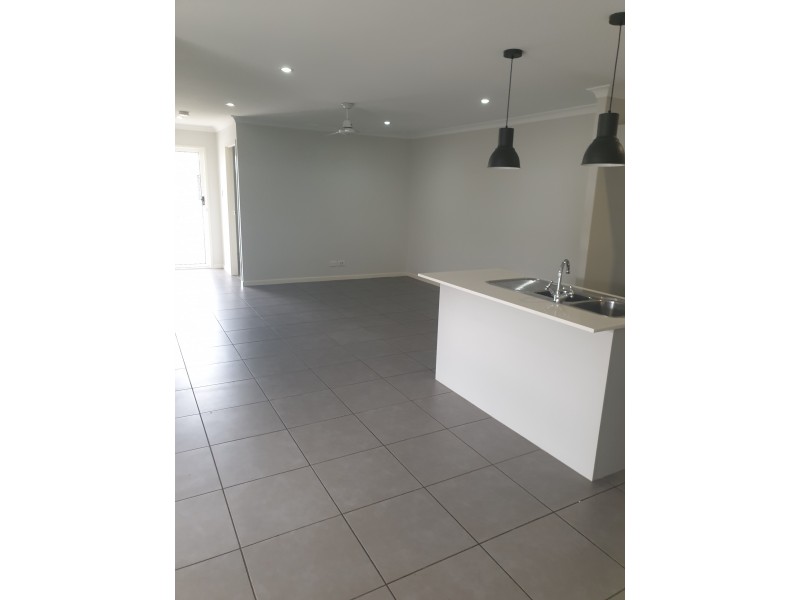 1/57 Fern Pde, Griffin QLD 4503
