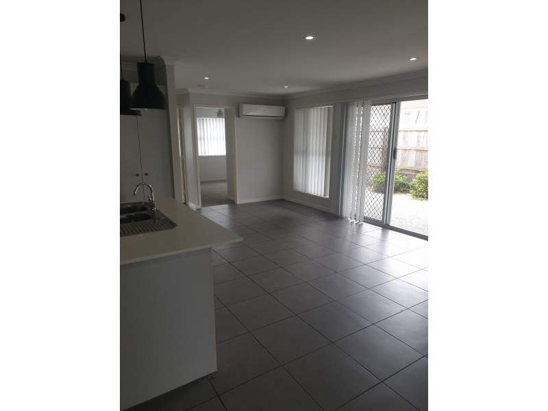 1/57 Fern Pde, Griffin QLD 4503