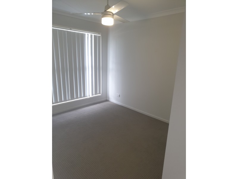 1/57 Fern Pde, Griffin QLD 4503