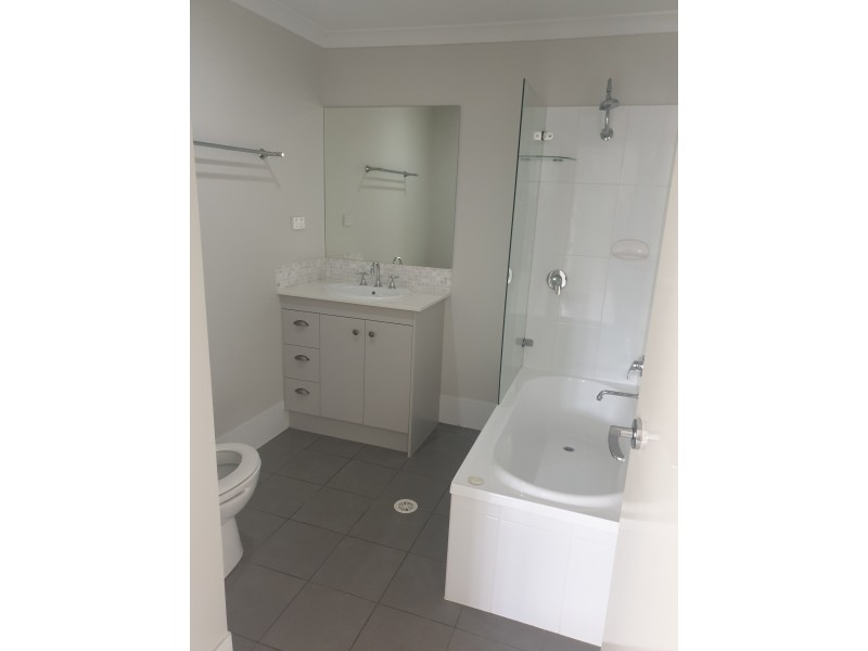 1/57 Fern Pde, Griffin QLD 4503