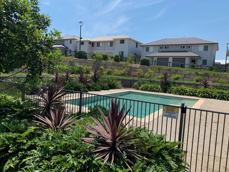 2 Kerr Rd West, Kallangur QLD 4503