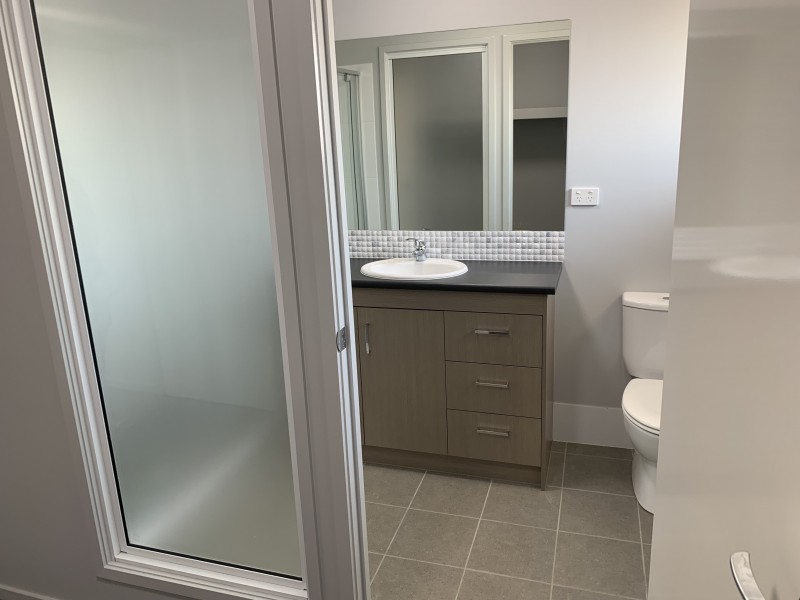 2 Kerr Rd West, Kallangur QLD 4503